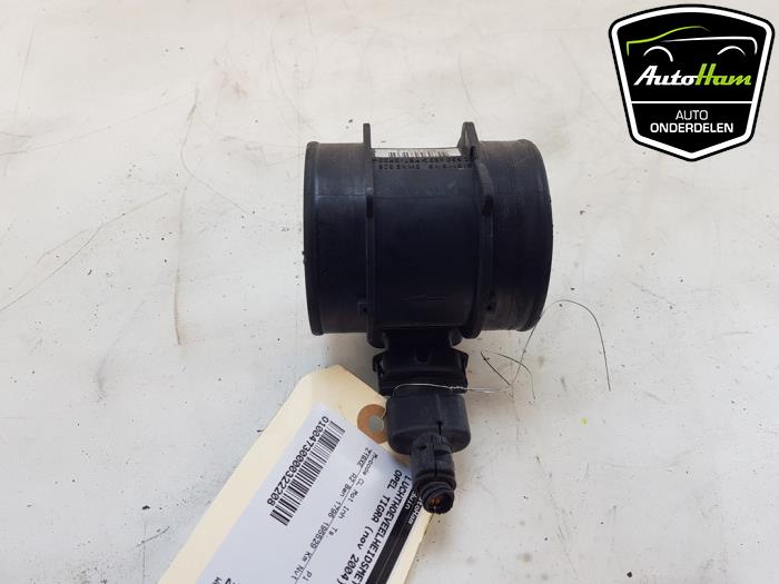 Luchthoeveelheidsmeter van een Opel Tigra Twin Top 1.8 16V 2004