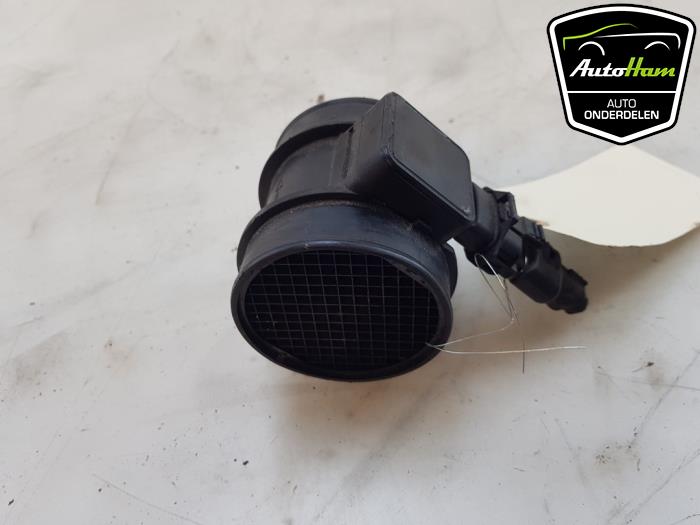 Luchthoeveelheidsmeter van een Opel Tigra Twin Top 1.8 16V 2004