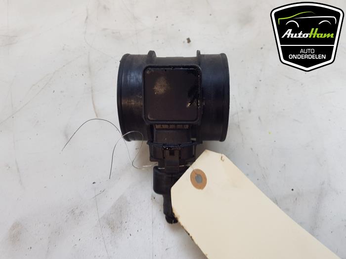 Luchthoeveelheidsmeter van een Opel Tigra Twin Top 1.8 16V 2004