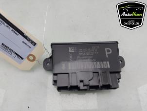 Gebruikte Centrale Deurvergrendelings Module Ford Focus 4 Wagon 1.0 EcoBoost 12V Hybrid 125 Prijs € 25,00 Margeregeling aangeboden door AutoHam