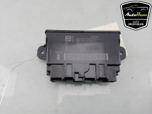 Gebruikte Centrale Deurvergrendelings Module Ford Focus 4 Wagon 1.0 EcoBoost 12V Hybrid 125 Prijs € 25,00 Margeregeling aangeboden door AutoHam