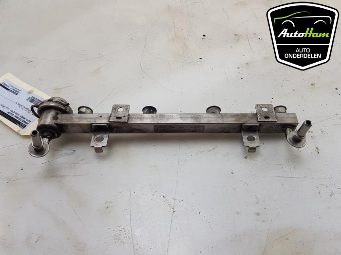 Gebruikte Brandstofdruk sensor Alfa Romeo Giulietta (940) 1.4 TB 16V MultiAir Prijs € 75,00 Margeregeling aangeboden door AutoHam
