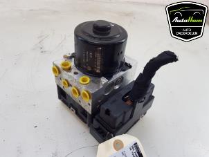 Gebruikte ABS Pomp Volkswagen Touareg (7PA/PH) 3.0 TDI V6 24V BlueMotion Technology DPF Prijs € 195,00 Margeregeling aangeboden door AutoHam