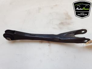 Gebruikte Reactiestang links-achter BMW 3 serie (G20) 318d 2.0 TwinPower Turbo 16V Prijs € 25,00 Margeregeling aangeboden door AutoHam