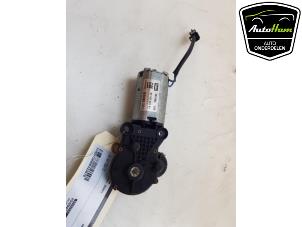 Gebruikte Cabriodak Motor Opel Tigra Twin Top 1.8 16V Prijs € 75,00 Margeregeling aangeboden door AutoHam