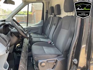 Gebruikte Bekleding Set (compleet) Ford Transit 2.2 TDCi 16V Prijs op aanvraag aangeboden door AutoHam