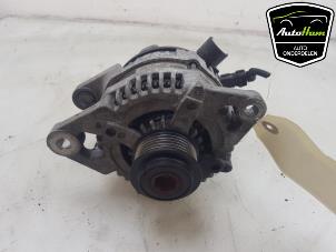 Gebruikte Alternator Alfa Romeo 159 (939AX) 3.2 JTS V6 24V Q4 Prijs € 125,00 Margeregeling aangeboden door AutoHam