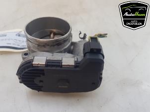 Gebruikte Gasklephuis Alfa Romeo 159 (939AX) 3.2 JTS V6 24V Q4 Prijs € 95,00 Margeregeling aangeboden door AutoHam