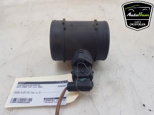 Gebruikte Luchthoeveelheidsmeter Alfa Romeo 159 (939AX) 3.2 JTS V6 24V Q4 Prijs € 50,00 Margeregeling aangeboden door AutoHam