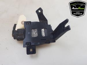 Gebruikte Side assist sensor Audi A6 Avant (C8) 2.0 16V 55 TFSI e Hybrid Quattro Prijs € 395,00 Margeregeling aangeboden door AutoHam