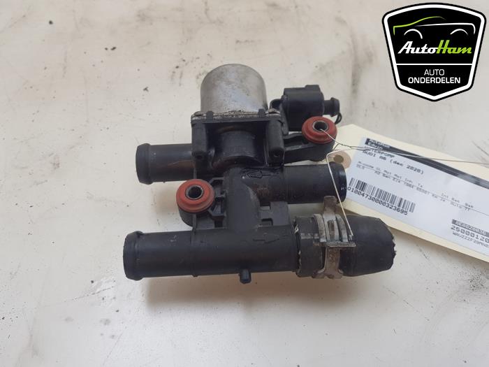 Waterpomp van een Audi A6 Avant (C8) 2.0 16V 55 TFSI e Hybrid Quattro 2020