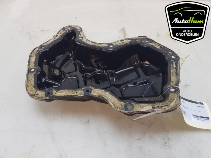 Gebruikte Carterpan Renault Clio IV Estate/Grandtour (7R) 1.2 TCE 16V GT EDC Prijs € 25,00 Margeregeling aangeboden door AutoHam