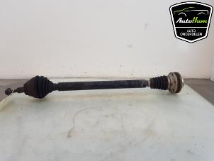 Gebruikte Aandrijfas rechts-voor Volkswagen Caddy III (2KA,2KH,2CA,2CH) 1.6 TDI 16V Prijs € 42,35 Inclusief btw aangeboden door AutoHam