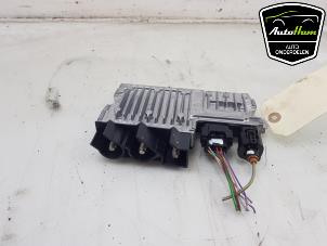 Gebruikte Start/Stop computer Opel Vivaro 2.0 CDTI 122 Prijs € 211,75 Inclusief btw aangeboden door AutoHam