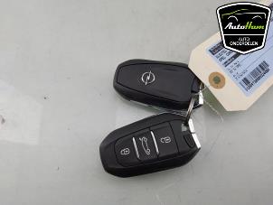 Gebruikte Sleutel Opel Corsa F (UB/UH/UP) 1.2 Turbo 12V 130 Prijs € 75,00 Margeregeling aangeboden door AutoHam