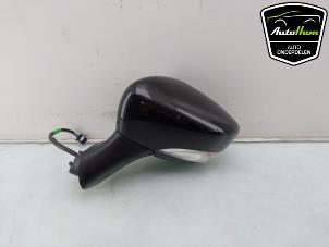 Gebruikte Buitenspiegel links Renault Clio IV Estate/Grandtour (7R) 0.9 Energy TCE 12V Prijs € 50,00 Margeregeling aangeboden door AutoHam