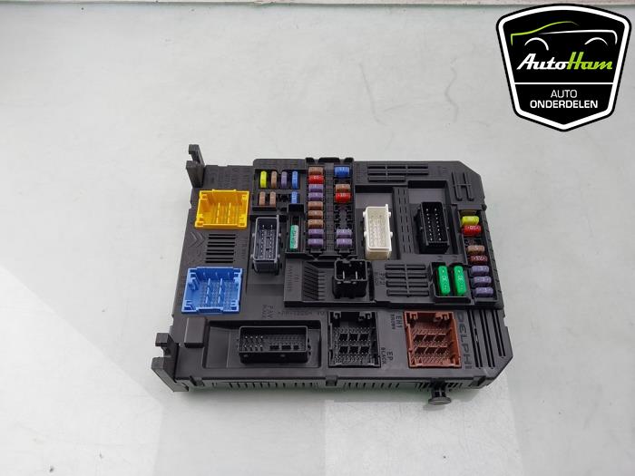 Gebruikte Bodycontrol Module Peugeot 3008 II (M4/MC/MJ/MR) 1.2 12V e-THP PureTech 130 Prijs € 150,00 Margeregeling aangeboden door AutoHam