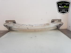 Gebruikte Bumperbalk achter Tesla Model 3 Long Range AWD 75 kWh Prijs € 48,40 Inclusief btw aangeboden door AutoHam