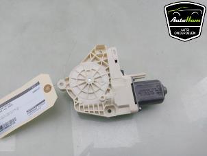 Gebruikte Motor electrisch raam Audi RS 6 Avant (C7) 4.0 V8 TFSI 32V Prijs € 15,00 Margeregeling aangeboden door AutoHam