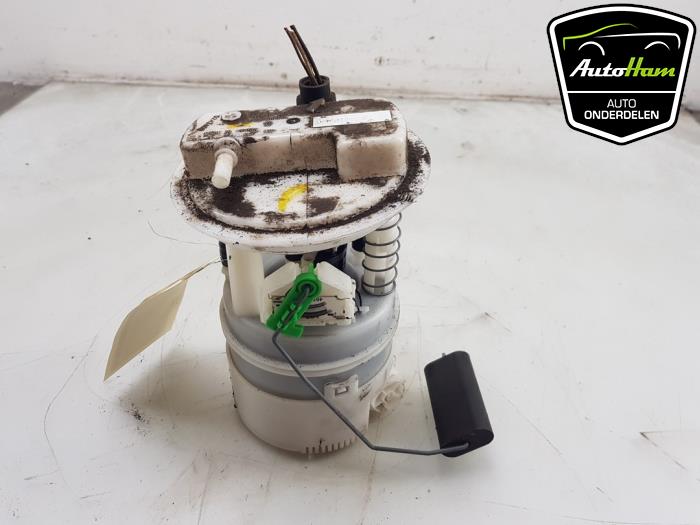 Gebruikte Tank element Pomp Dacia Sandero I (BS) 1.2 16V Prijs € 75,00 Margeregeling aangeboden door AutoHam
