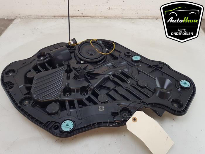 Luidspreker van een BMW i4 (G26) eDrive40 84 kWh 2023