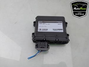 Gebruikte Handrem Module Toyota Yaris IV (P21/PA1/PH1) 1.5 12V Hybrid 115 Prijs € 45,00 Margeregeling aangeboden door AutoHam