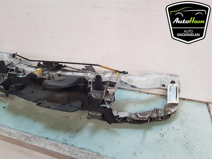 Frontpaneel van een Ford C-Max (DXA) 1.0 Ti-VCT EcoBoost 12V 125 2013