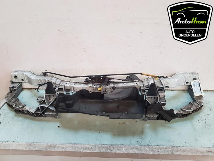 Frontpaneel van een Ford C-Max (DXA) 1.0 Ti-VCT EcoBoost 12V 125 2013