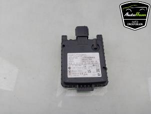 Gebruikte Dode hoek sensor Volvo XC40 (XZ) Recharge 70 kWh Prijs € 225,00 Margeregeling aangeboden door AutoHam