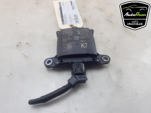 Gebruikte Dode hoek sensor Toyota Yaris IV (P21/PA1/PH1) 1.5 12V Hybrid 115 Prijs € 195,00 Margeregeling aangeboden door AutoHam