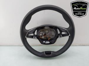 Gebruikte Stuurwiel Skoda Karoq 1.0 TSI 12V Prijs € 175,00 Margeregeling aangeboden door AutoHam
