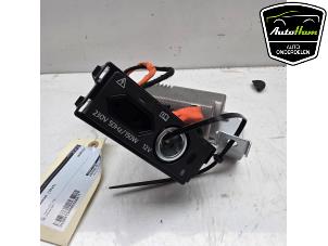 Gebruikte Omvormer Skoda Karoq 1.0 TSI 12V Prijs € 75,00 Margeregeling aangeboden door AutoHam