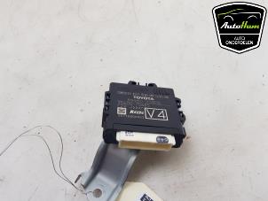 Gebruikte Module Verlichting Toyota Avensis Wagon (T27) 1.8 16V VVT-i Prijs € 50,00 Margeregeling aangeboden door AutoHam