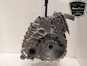 Gebruikte Automaatbak Ford Kuga III (DFK) 2.5 PHEV 16V Prijs op aanvraag aangeboden door AutoHam