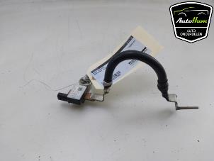 Gebruikte Accu sensor Mercedes CLA (118.3) 1.3 CLA-200 Turbo 16V Prijs € 50,00 Margeregeling aangeboden door AutoHam