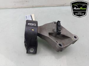 Gebruikte Motorsteun Dacia Sandero II 0.9 TCE 12V LPG Prijs € 20,00 Margeregeling aangeboden door AutoHam