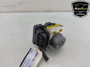 Gebruikte ABS Pomp Dacia Sandero II 0.9 TCE 12V LPG Prijs € 75,00 Margeregeling aangeboden door AutoHam