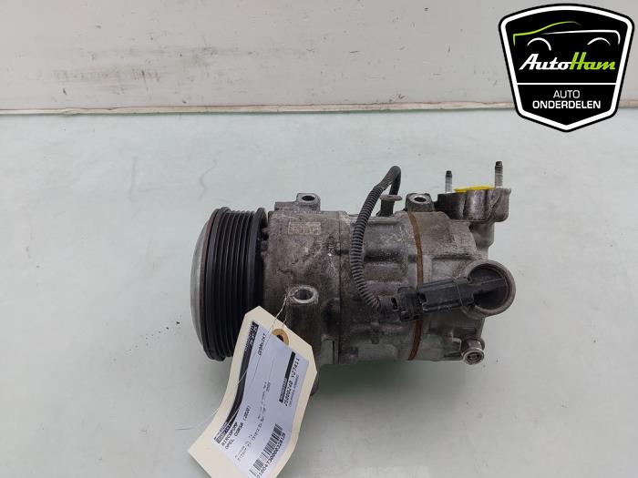 Gebruikte Aircopomp Opel Corsa F (UB/UH/UP) 1.2 12V 130 Prijs € 75,00 Margeregeling aangeboden door AutoHam