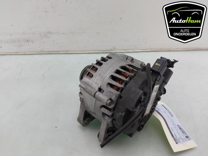Dynamo van een Opel Corsa F (UB/UH/UP) 1.2 12V 130 2020