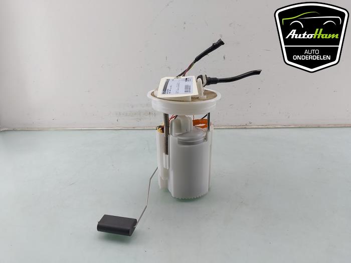 Gebruikte Tank element Pomp Ford Puma 1.0 Ti-VCT EcoBoost Hybrid 12V Prijs € 25,00 Margeregeling aangeboden door AutoHam