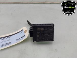 Gebruikte ACC Sensor (afstand) Volkswagen Polo VI (AW1) 1.0 TSI 12V Prijs € 250,00 Margeregeling aangeboden door AutoHam