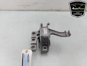 Gebruikte Motorrubber Skoda Karoq 1.0 TSI 12V Prijs € 75,00 Margeregeling aangeboden door AutoHam