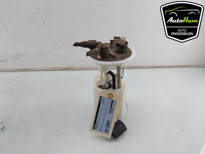 Gebruikte Tank element Pomp Mitsubishi Space Star (A0) 1.2 12V Prijs € 40,00 Margeregeling aangeboden door AutoHam