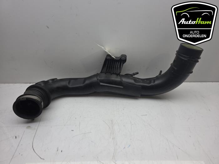 Gebruikte Intercooler Buis Ford Focus 4 Wagon 1.0 EcoBoost 12V Hybrid 155 Prijs € 40,00 Margeregeling aangeboden door AutoHam