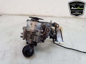 Gebruikte Oliepomp Landrover Discovery Sport (LC) 2.0 TD4 150 16V Prijs € 150,00 Margeregeling aangeboden door AutoHam