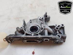 Gebruikte Oliepomp Volkswagen Golf VII (AUA) 1.0 TSI 12V BlueMotion Prijs € 75,00 Margeregeling aangeboden door AutoHam