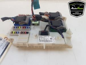 Gebruikte Zekeringkast Volvo V60 I (FW/GW) 2.4 D6 20V Plug-in Hybrid AWD Prijs € 75,00 Margeregeling aangeboden door AutoHam