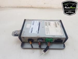 Gebruikte Radio versterker Volvo V60 I (FW/GW) 2.4 D6 20V Plug-in Hybrid AWD Prijs € 35,00 Margeregeling aangeboden door AutoHam