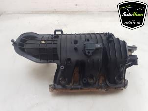 Gebruikte Inlaatspruitstuk Volkswagen Polo VI (AW1) 1.0 TSI 12V Prijs € 95,00 Margeregeling aangeboden door AutoHam