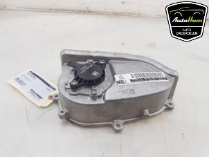 Gebruikte Distributiedeksel Volkswagen Polo VI (AW1) 1.0 TSI 12V Prijs € 10,00 Margeregeling aangeboden door AutoHam